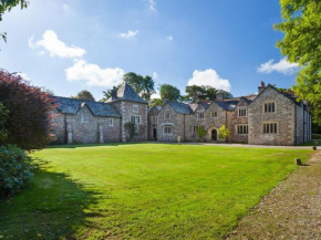  Great Bidlake Manor, Devon  Окахемптон 